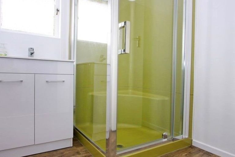 Photo of property in 10 Thompson Terrace, Manurewa, Auckland, 2102