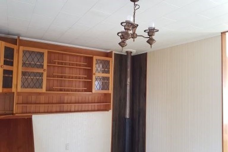 Photo of property in 69 Casuarina Road, Half Moon Bay, Auckland, 2012