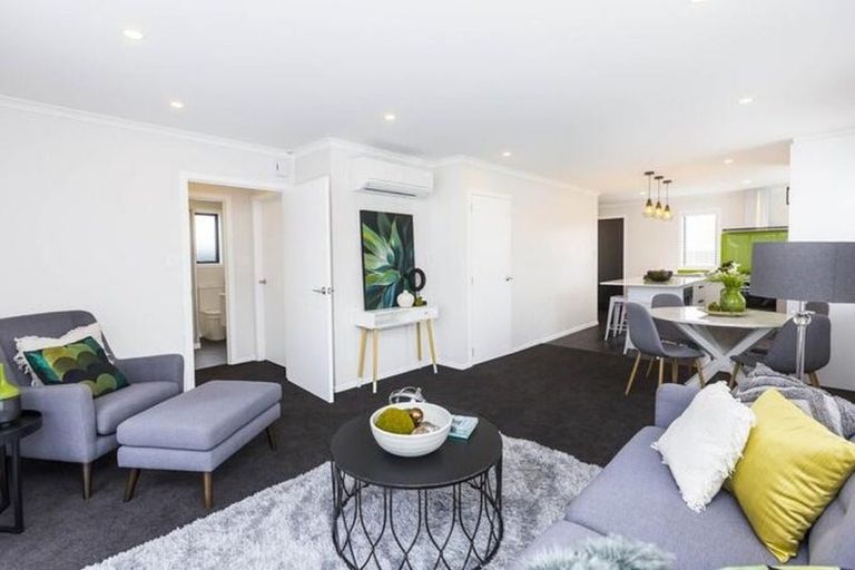 Photo of property in 36 Mawai Hakona Drive, Wallaceville, Upper Hutt, 5018