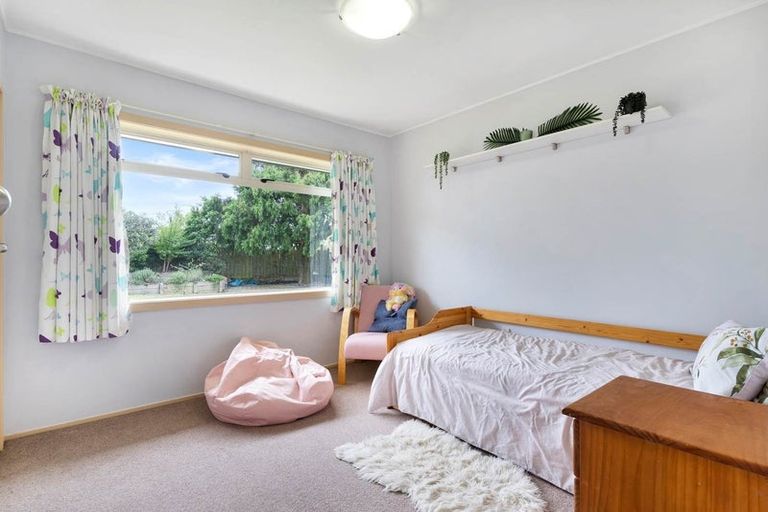 Photo of property in 31 Prince Regent Drive, Half Moon Bay, Auckland, 2012