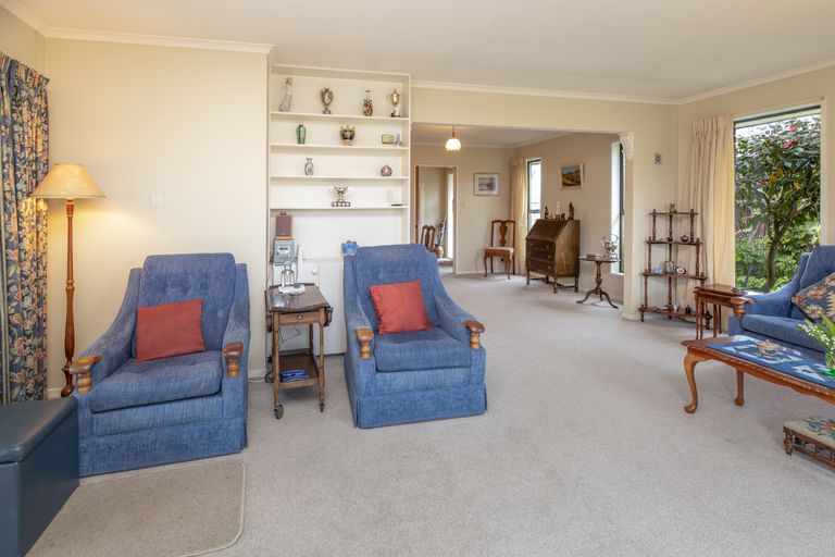 Photo of property in 1/124 Hamilton Avenue, Ilam, Christchurch, 8041