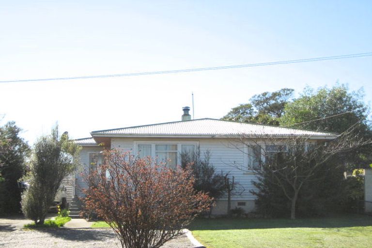 Photo of property in 11 Palmerston Road, Havelock North, 4130