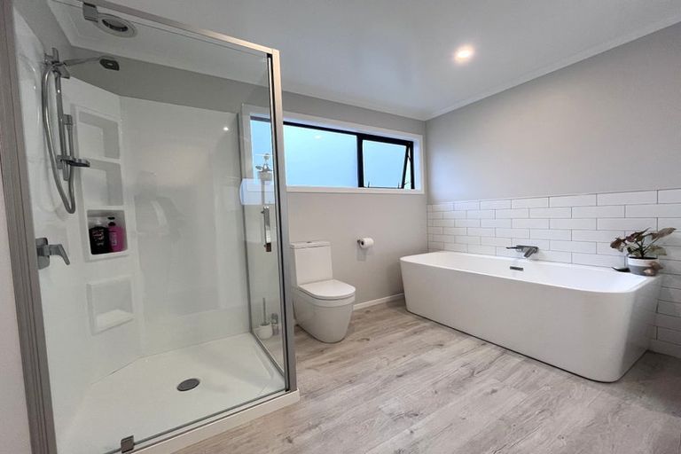 Photo of property in 8 Balmerino Lane, Wallaceville, Upper Hutt, 5018