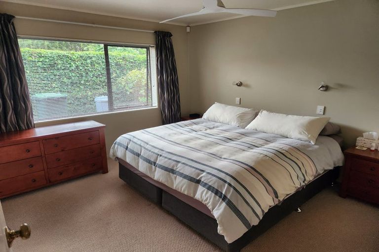 Photo of property in 2/24 Halver Road, Hillpark, Auckland, 2102