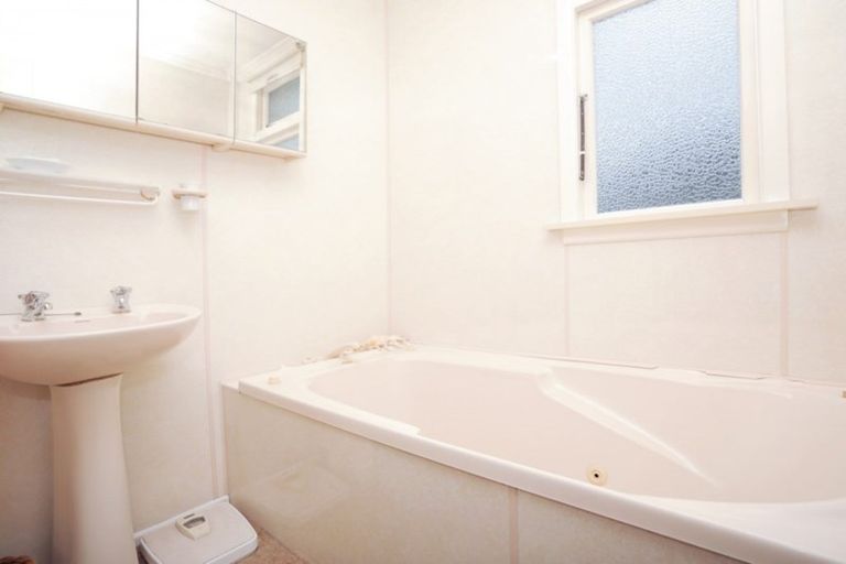 Photo of property in 58 Price Street, Grasmere, Invercargill, 9810