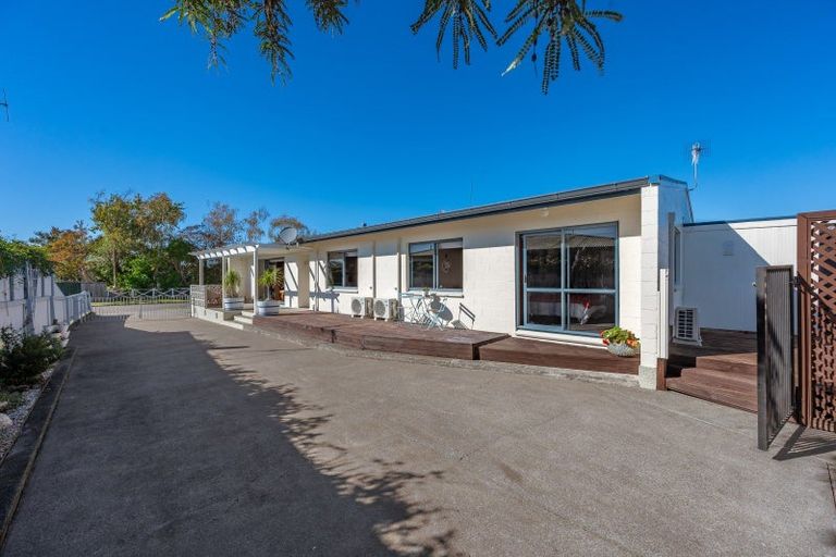 Photo of property in 27 Holyrood Street, Taradale, Napier, 4112