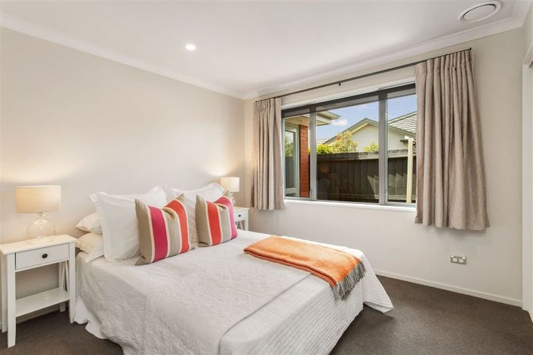 Photo of property in 21 Somerville Crescent, Aidanfield, Christchurch, 8025