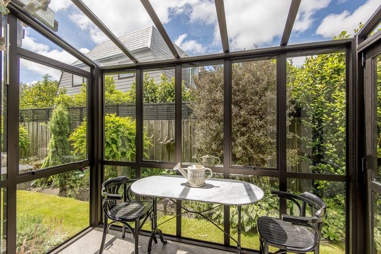 Photo of property in 32 Bannister Place, Ilam, Christchurch, 8053