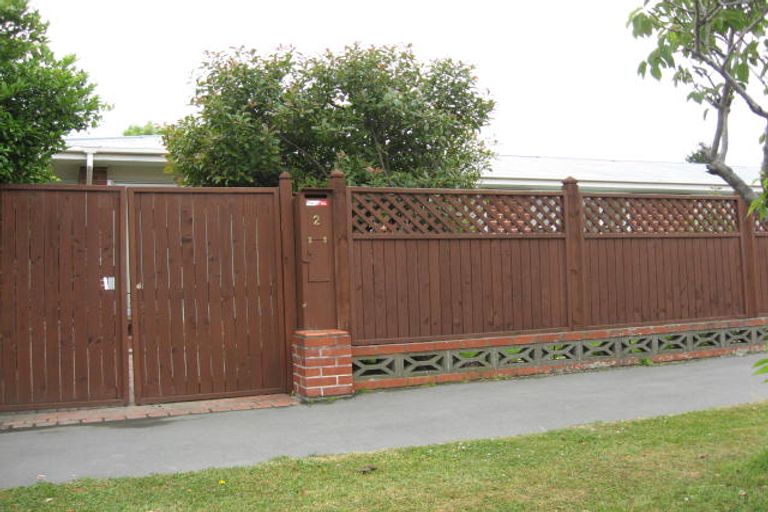 Photo of property in 2 Clonbern Place, Upper Riccarton, Christchurch, 8041