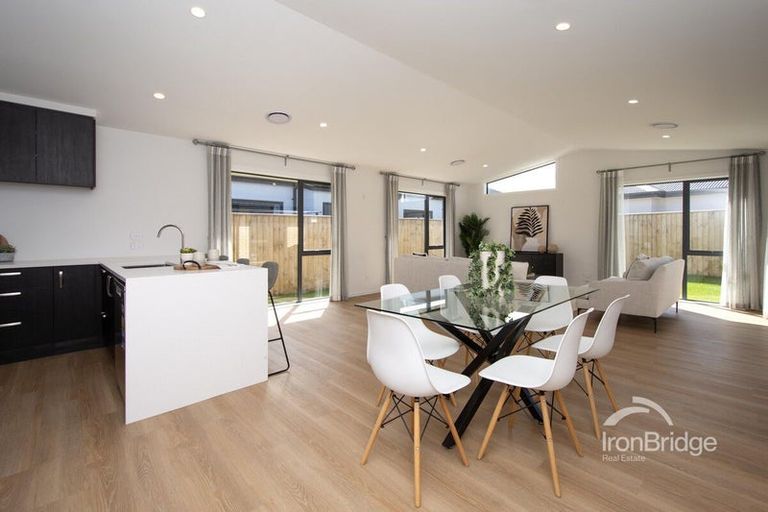 Photo of property in 35 Blue Jacket Drive, Halswell, Christchurch, 8025