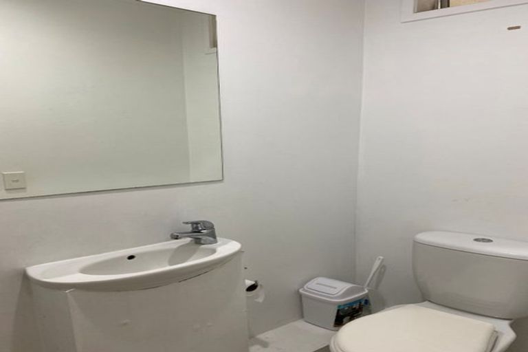 Photo of property in 5/32 Opito Way, East Tamaki, Auckland, 2013