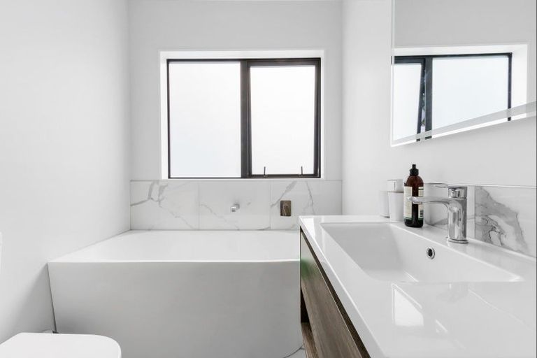 Photo of property in 2/87 Insoll Avenue, Enderley, Hamilton, 3214