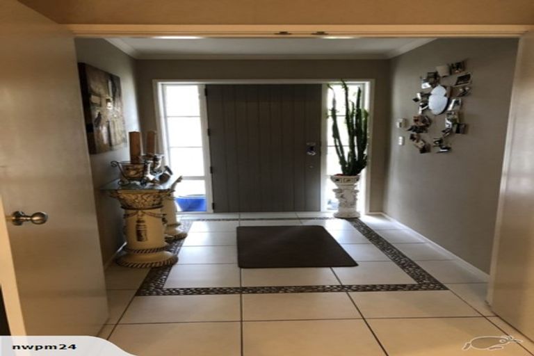 Photo of property in 3 Amapur Place, Flat Bush, Auckland, 2019