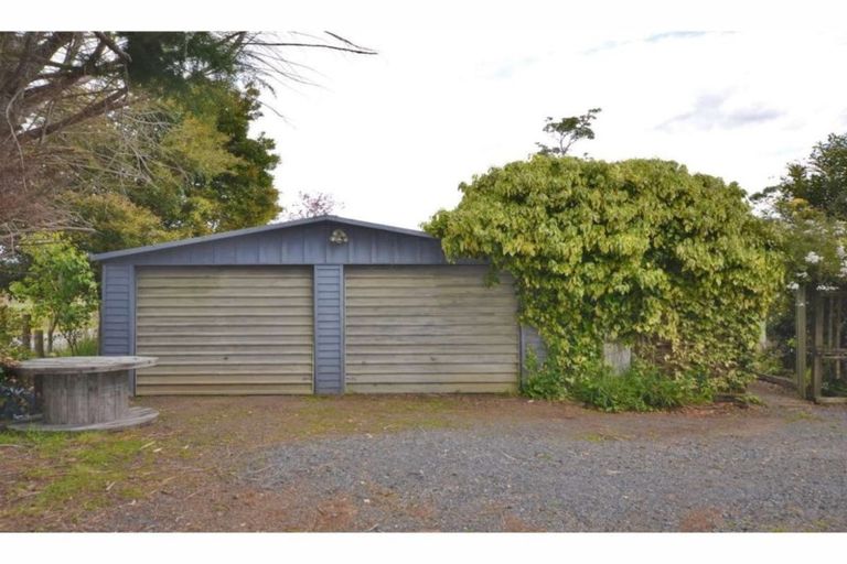 Photo of property in 260 Waimate North Road, Kerikeri, 0293