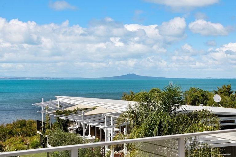 Photo of property in 1051a Whangaparaoa Road, Tindalls Beach, Whangaparaoa, 0930