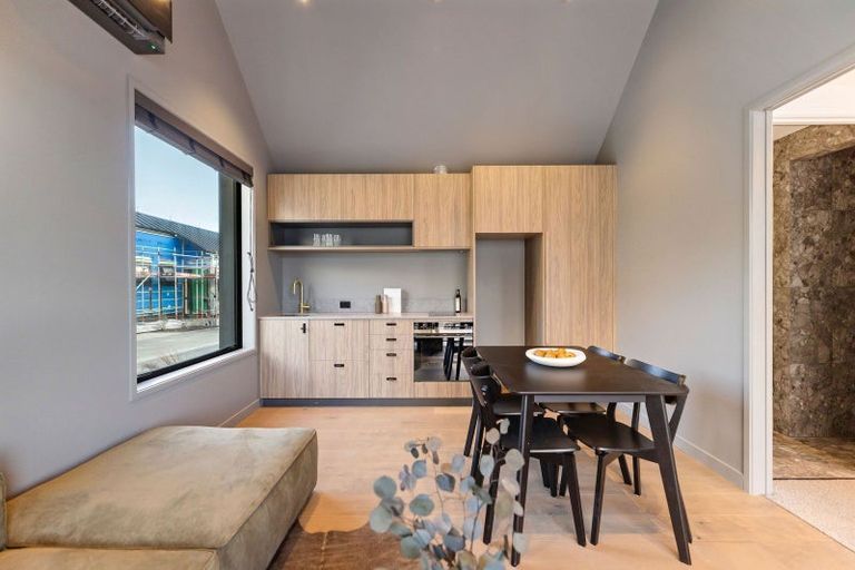 Photo of property in 18 Taurus Lane, Jacks Point, 9371