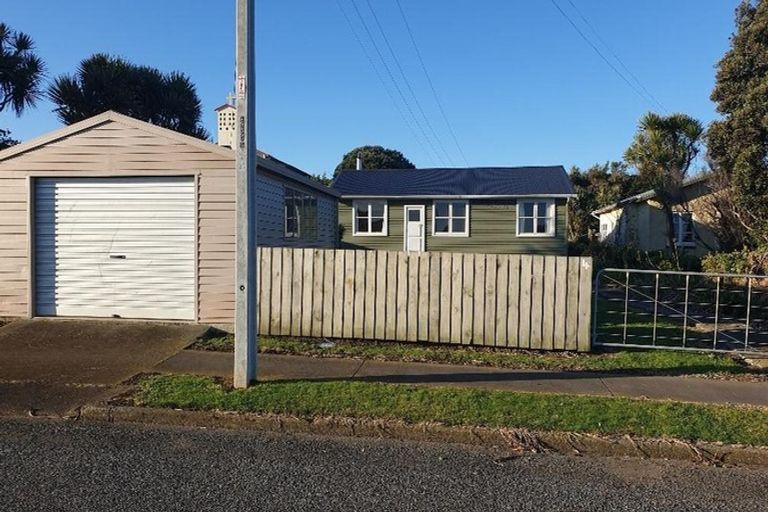 Photo of property in 4 Middlesex Street, Patea, 4520