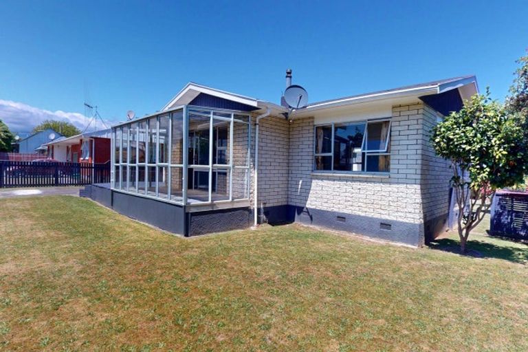 Photo of property in 5 Charles Street, Levin, 5510
