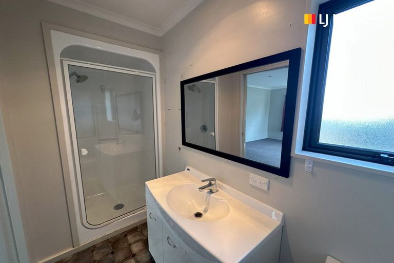 Photo of property in 6 Stephen Street, Halfway Bush, Dunedin, 9010