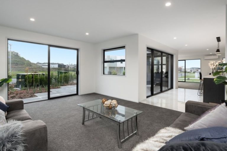 Photo of property in 1 Paiawa Way, Pyes Pa, Tauranga, 3110