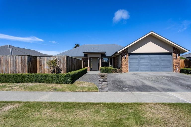 Photo of property in 19 Allison Crescent, Kaiapoi, 7630