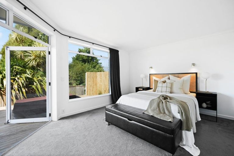 Photo of property in 86 Lake Crescent, Hamilton Lake, Hamilton, 3204