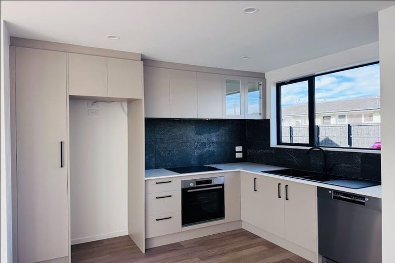 Photo of property in 7/29 Main Road South, Sockburn, Christchurch, 8042