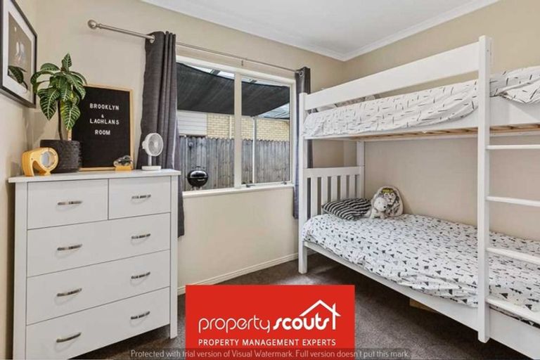 Photo of property in 10 Peachstone Lane, Henderson, Auckland, 0612