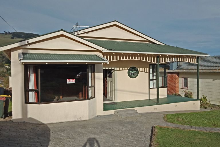 Photo of property in 6 Marett Street, Macandrew Bay, Dunedin, 9014