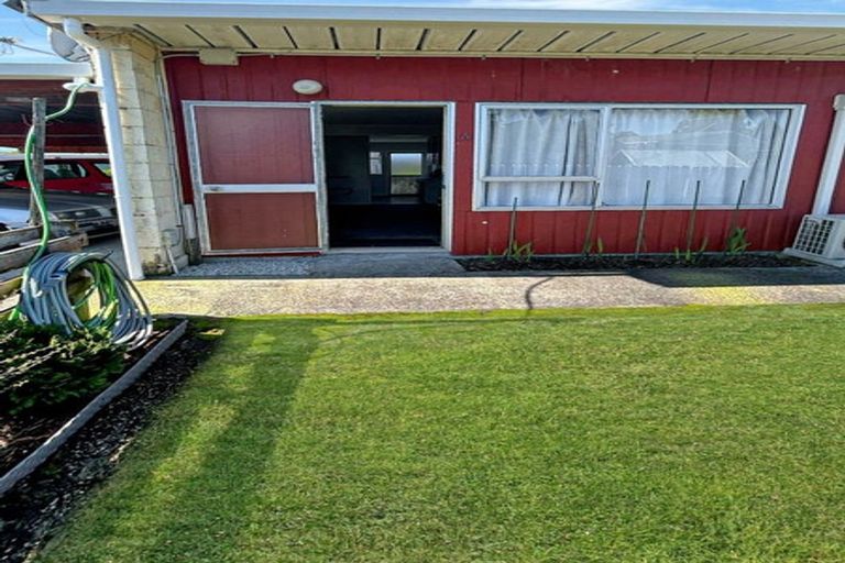 Photo of property in 37 Edward Street, Tokoroa, 3420