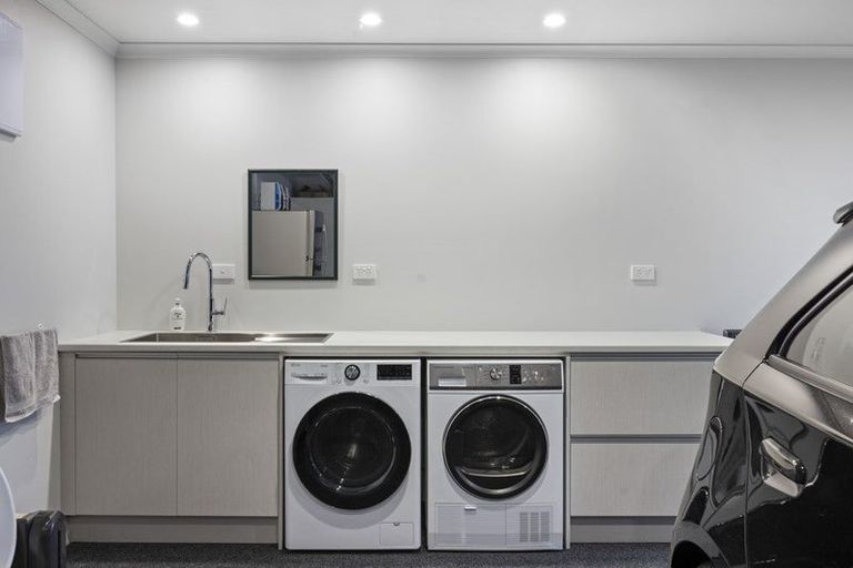 Photo of property in 26a Albion Street, Hawera, 4610