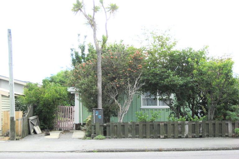 Photo of property in 35 Colenso Street, Sumner, Christchurch, 8081