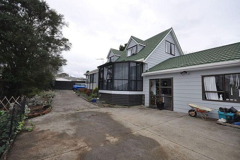 Photo of property in 23 Saint Johns Avenue, Tuakau, 2121