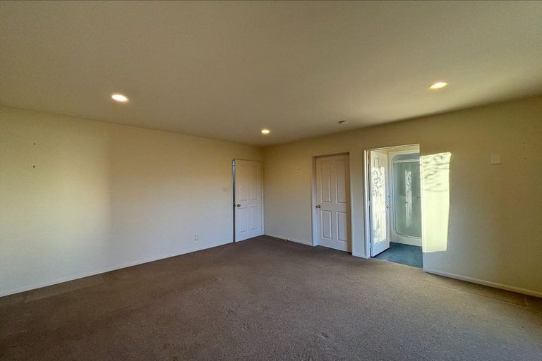 Photo of property in 17 Ardilea Avenue, Stoke, Nelson, 7011