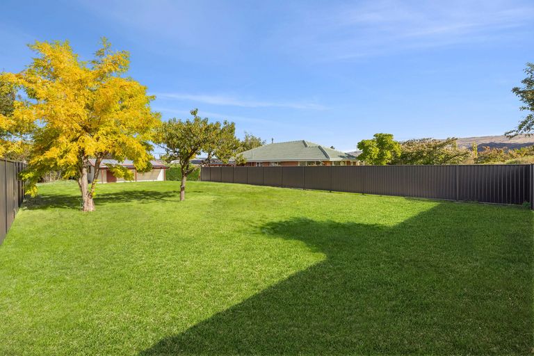 Photo of property in 102a Sunderland Street, Clyde, 9330