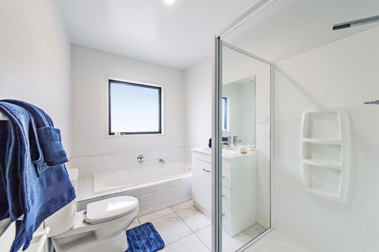 Photo of property in 5 Goodland Place, Rolleston, 7614