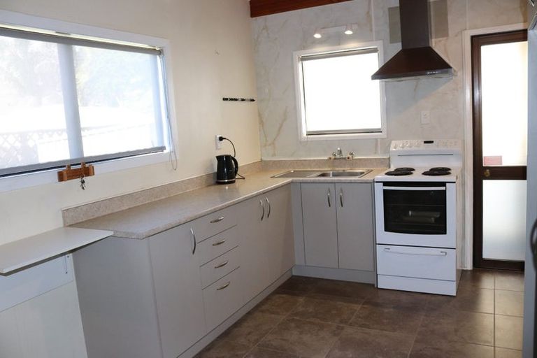 Photo of property in 7a Litchfield Place, Clarks Beach, 2122