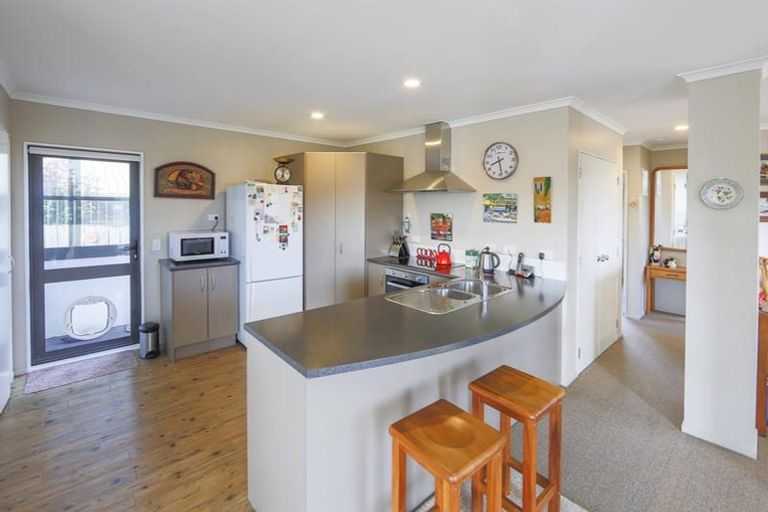 Photo of property in 9 Lowburn Avenue, Waipu, 0510