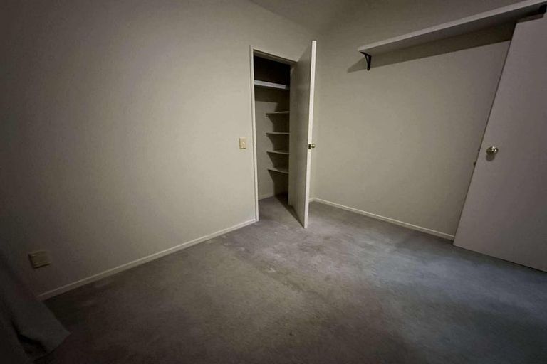 Photo of property in 2c Glen Road, Ranui, Auckland, 0612