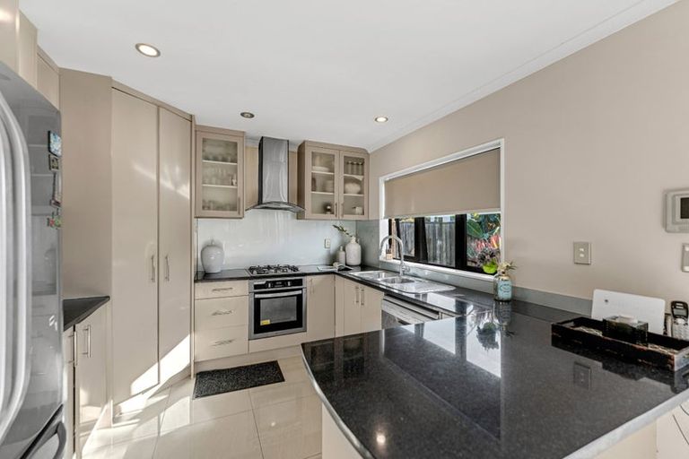 Photo of property in 8b Lansdown Avenue, Papatoetoe, Auckland, 2025