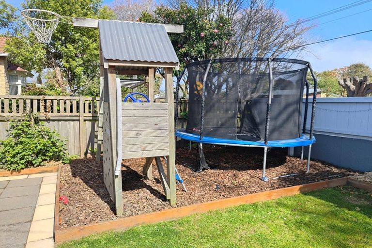 Photo of property in 26 Dominion Avenue, Spreydon, Christchurch, 8024