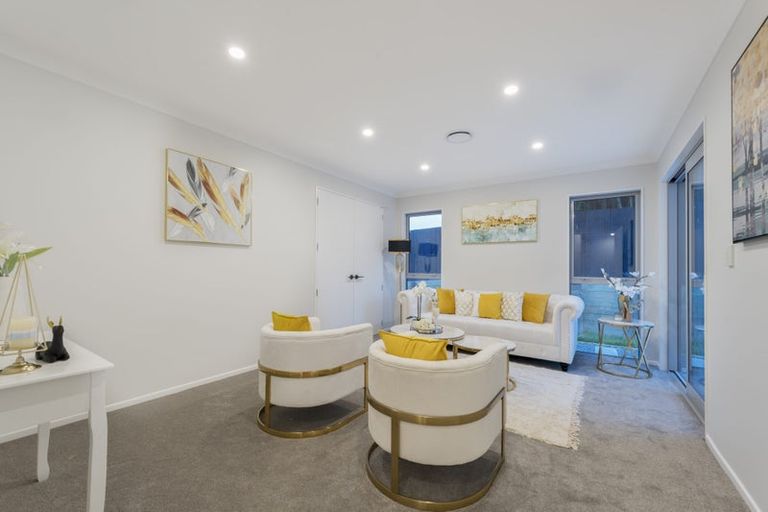 Photo of property in 41d Candia Road, Swanson, Auckland, 0614