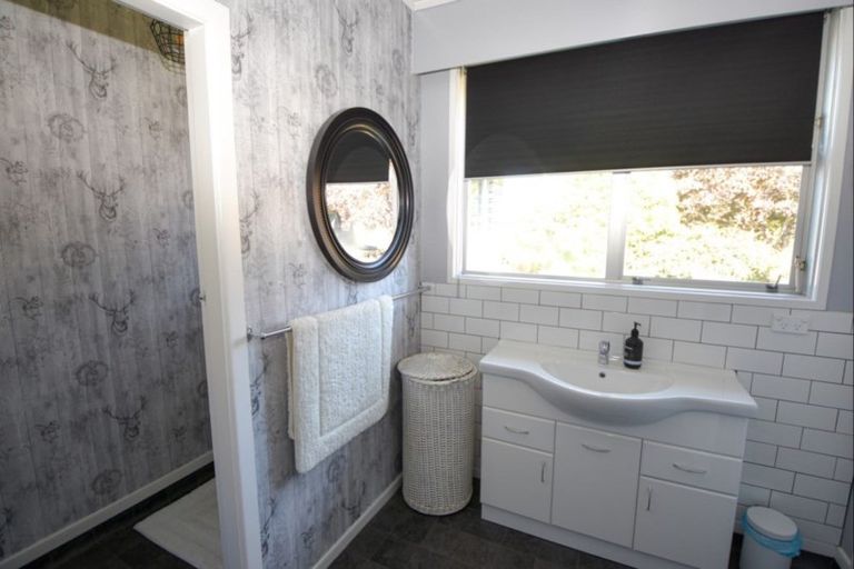 Photo of property in 2 Rahiwi Place, Lansdowne, Masterton, 5810