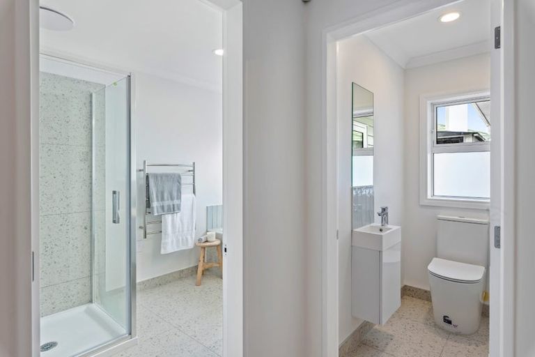 Photo of property in 13 Runanga Grove, Waikanae, 5036