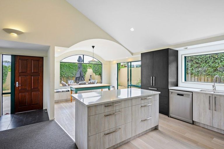 Photo of property in 7 Totara Terrace, Wanaka, 9305