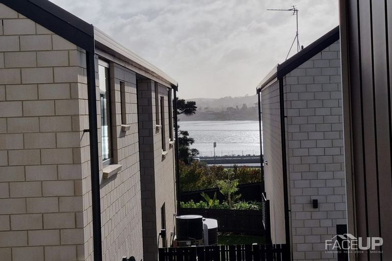 Photo of property in 4/28 Nevill Road, Hobsonville, Auckland, 0616