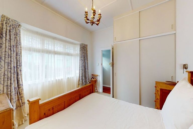 Photo of property in 9 Herald Terrace, Berhampore, Wellington, 6023