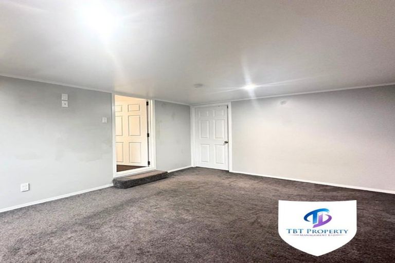 Photo of property in 2/13 Lochinver Road, Papatoetoe, Auckland, 2025