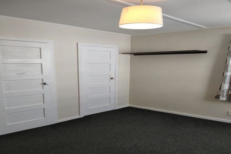 Photo of property in 37 Biddle Crescent, Taita, Lower Hutt, 5011