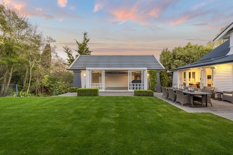 Photo of property in 6 Weka Street, Fendalton, Christchurch, 8041